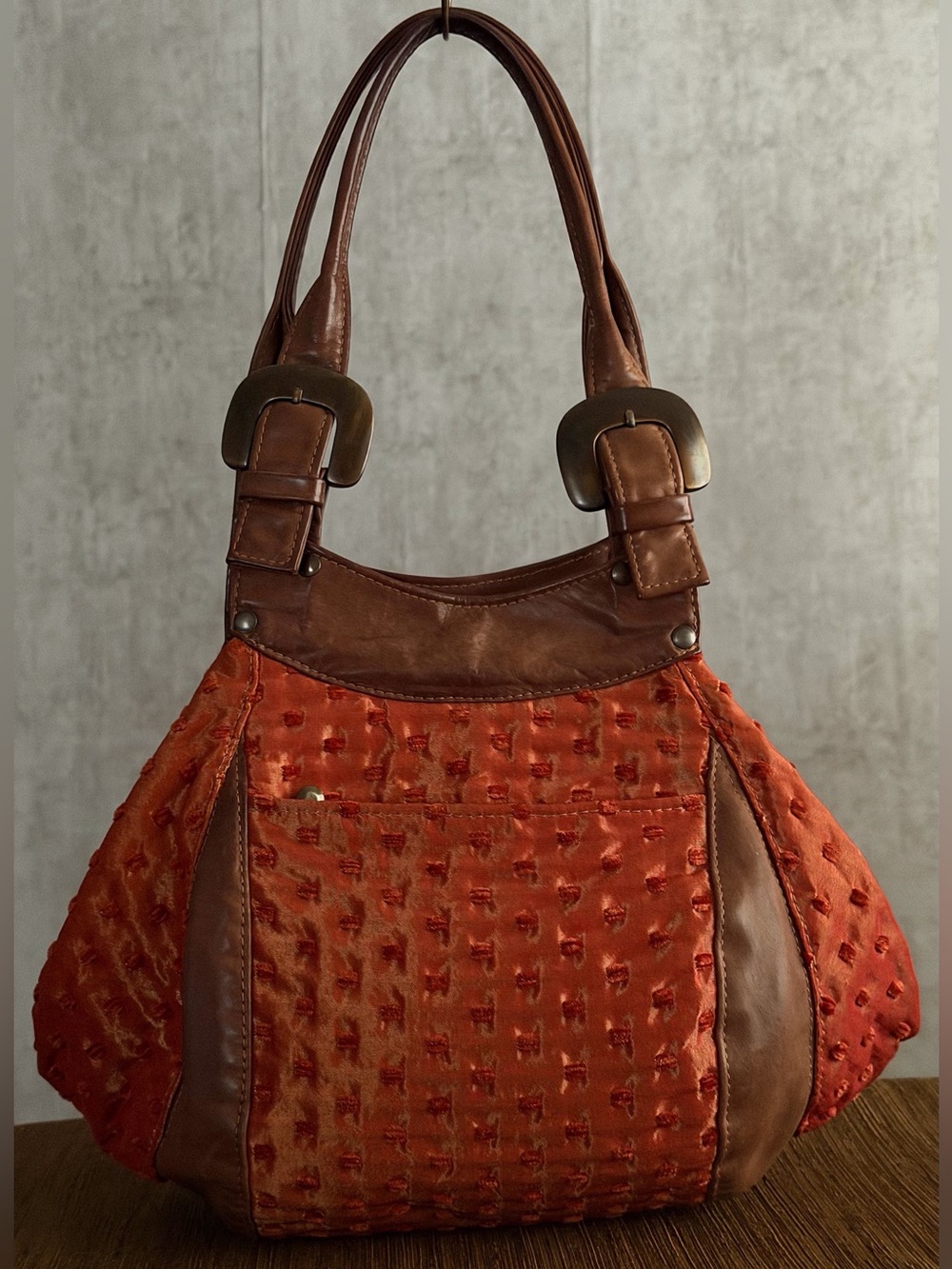 VTG San Romia Boho Orange Tufted Hobo Brown Leather Accents Shoulder Purse Hdbag